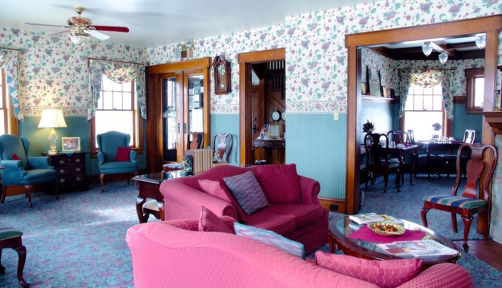 Arbor Hill Inn La Porte Luaran gambar
