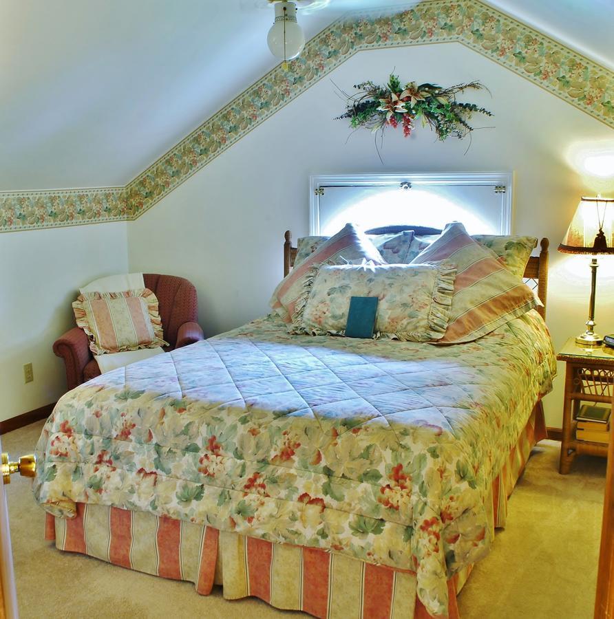 Arbor Hill Inn La Porte Luaran gambar