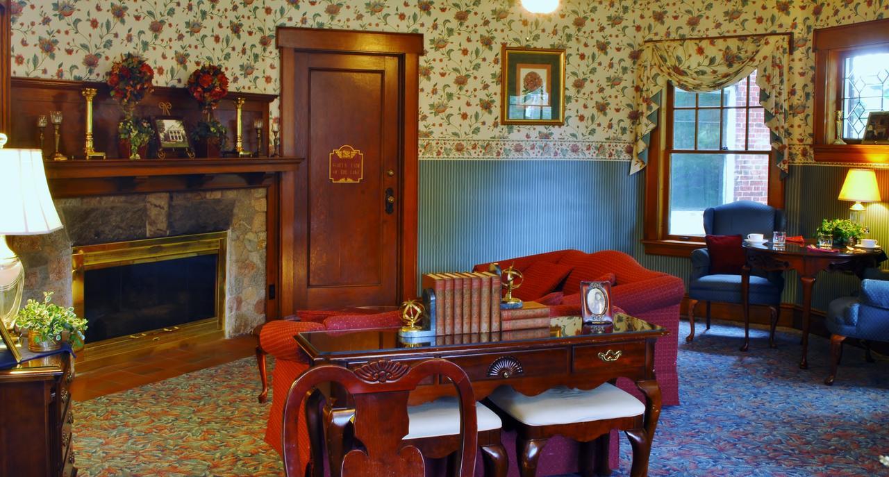 Arbor Hill Inn La Porte Luaran gambar