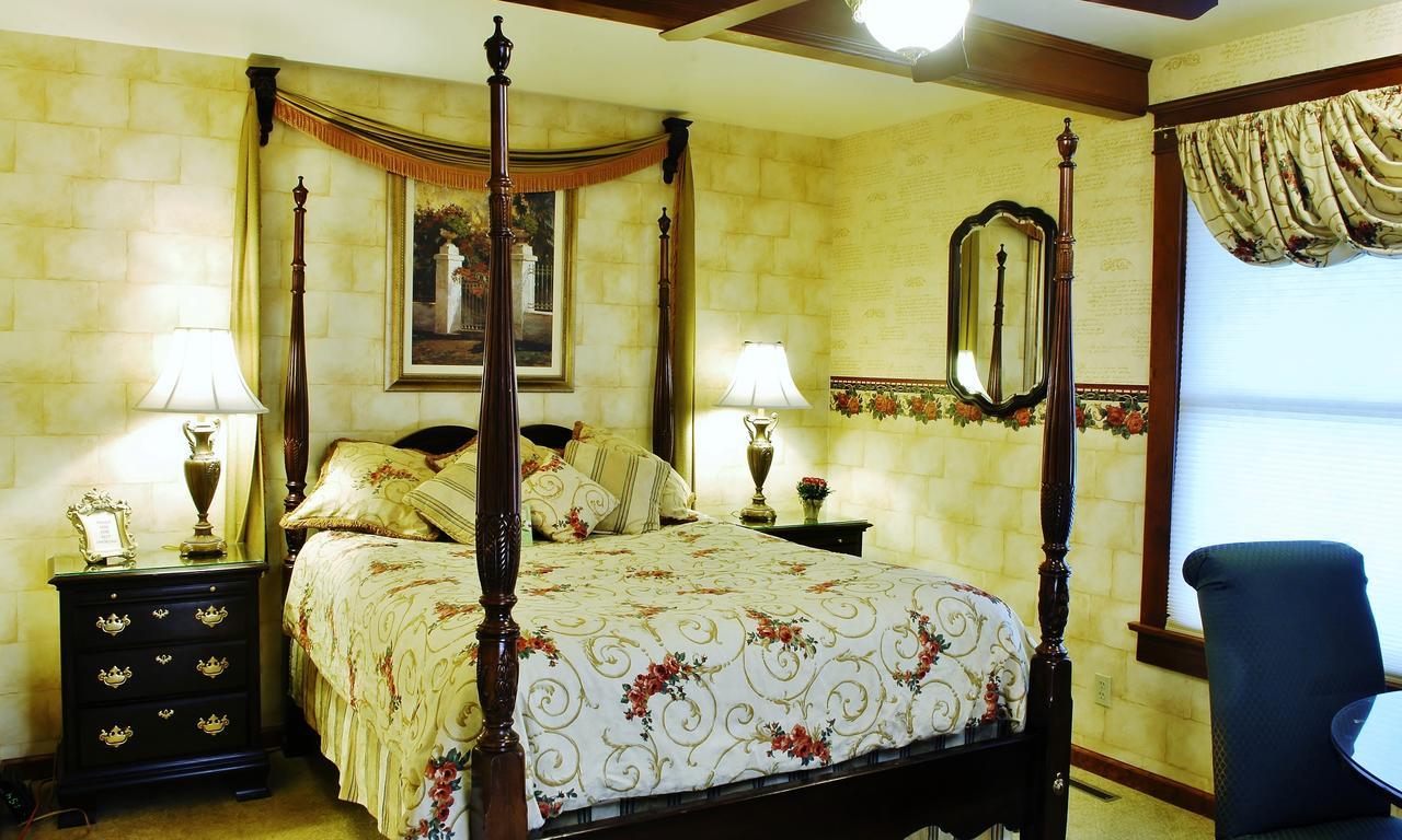 Arbor Hill Inn La Porte Luaran gambar