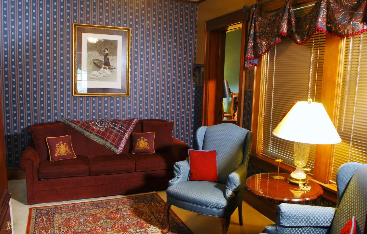 Arbor Hill Inn La Porte Luaran gambar