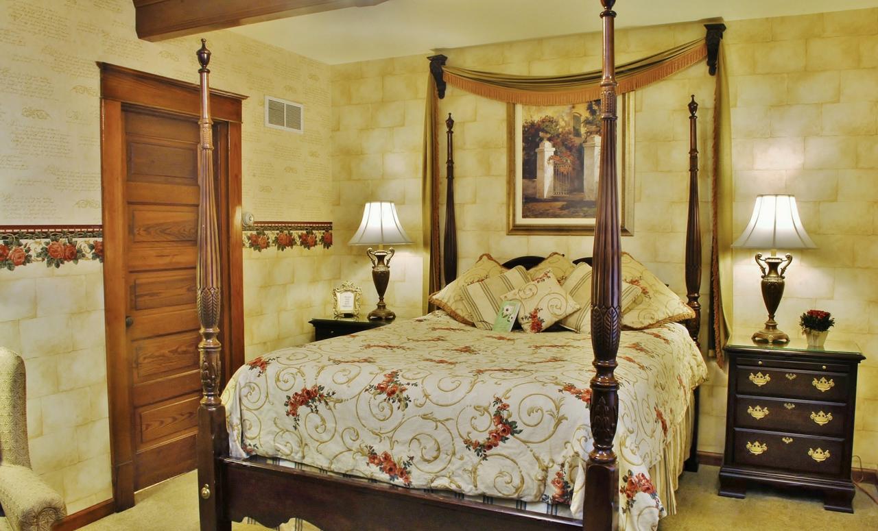 Arbor Hill Inn La Porte Luaran gambar