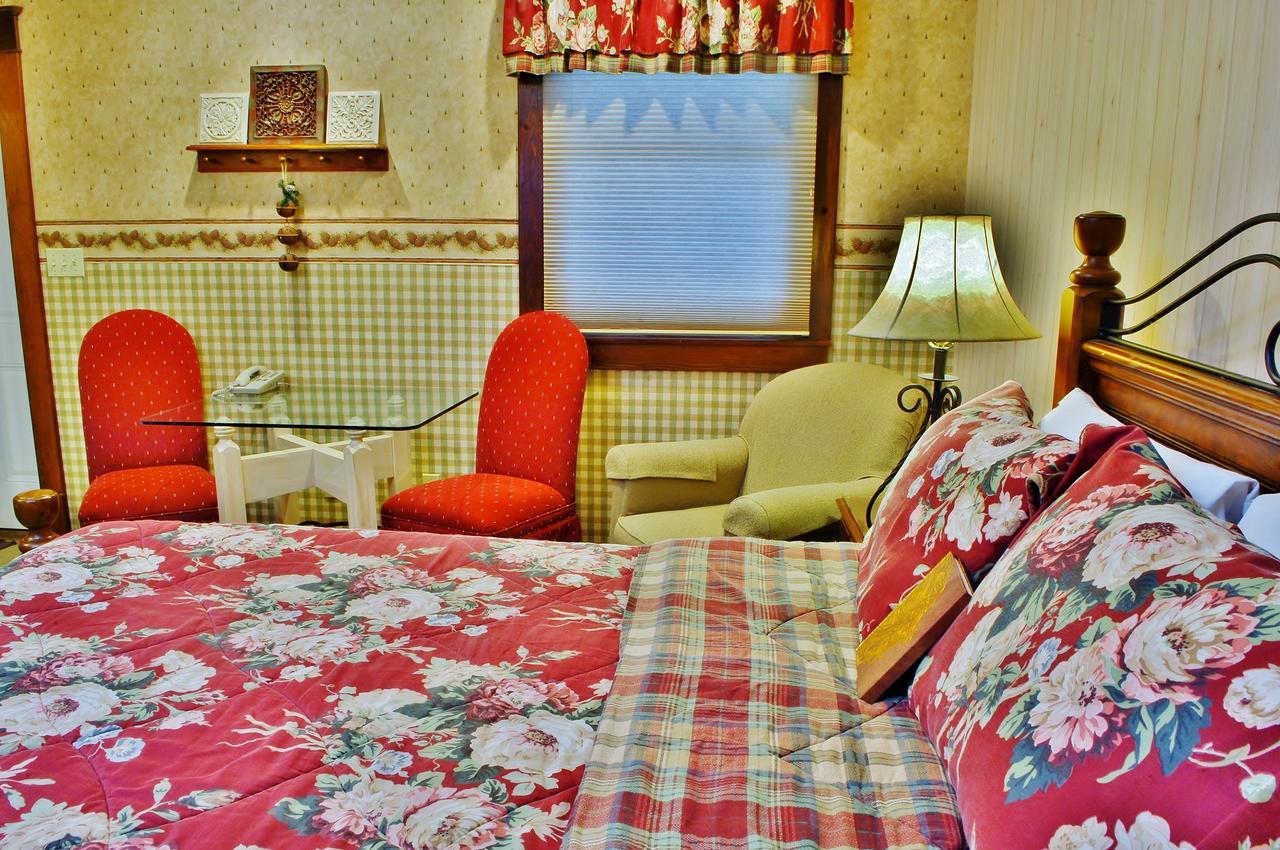 Arbor Hill Inn La Porte Luaran gambar
