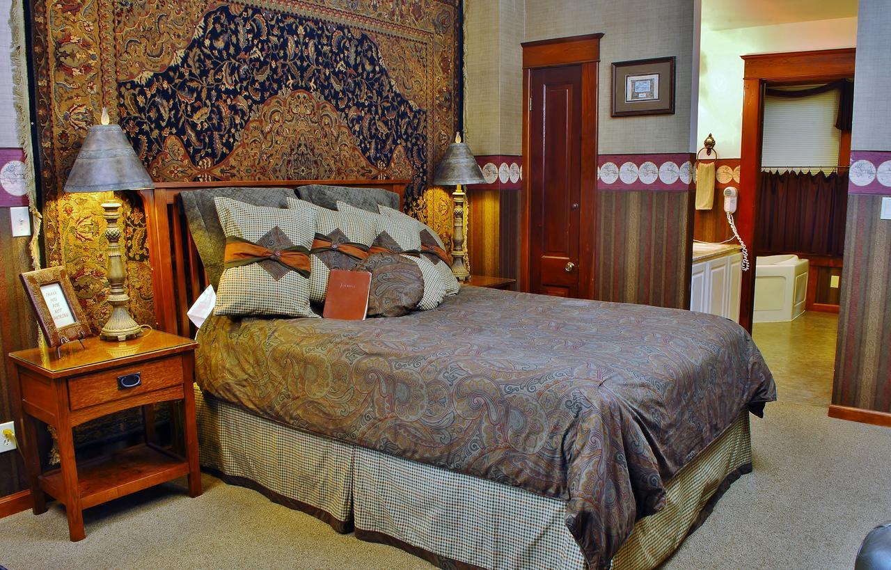 Arbor Hill Inn La Porte Luaran gambar