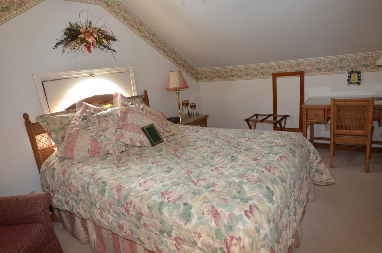 Arbor Hill Inn La Porte Luaran gambar