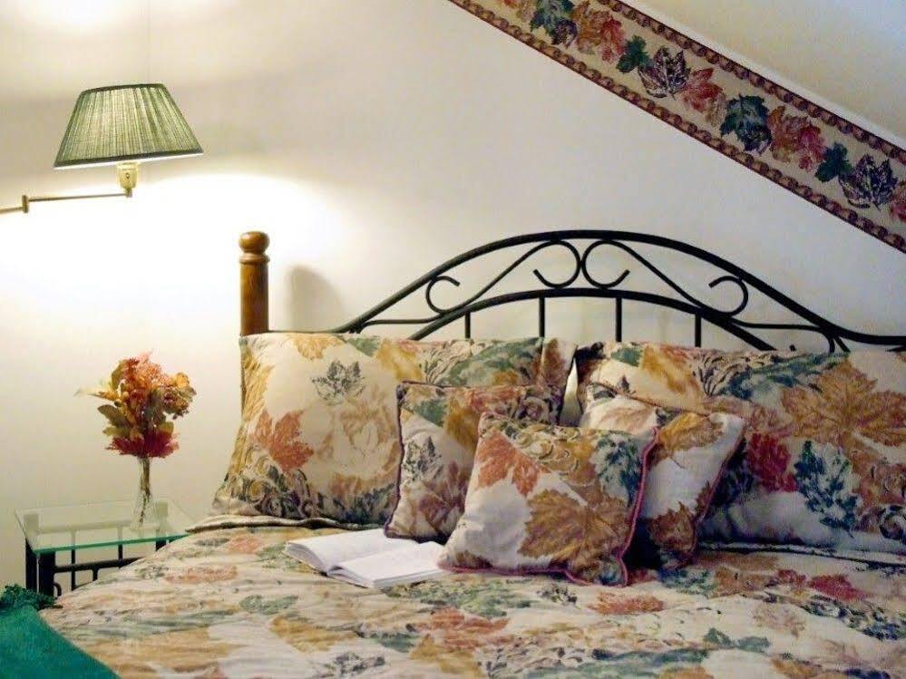 Arbor Hill Inn La Porte Luaran gambar