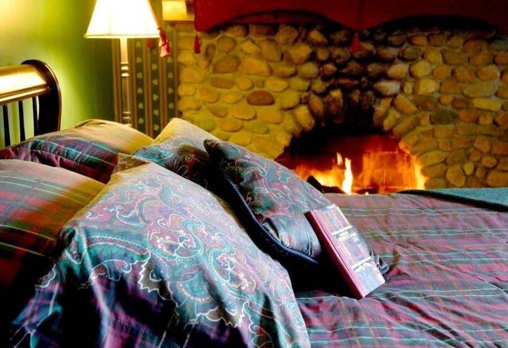 Arbor Hill Inn La Porte Luaran gambar